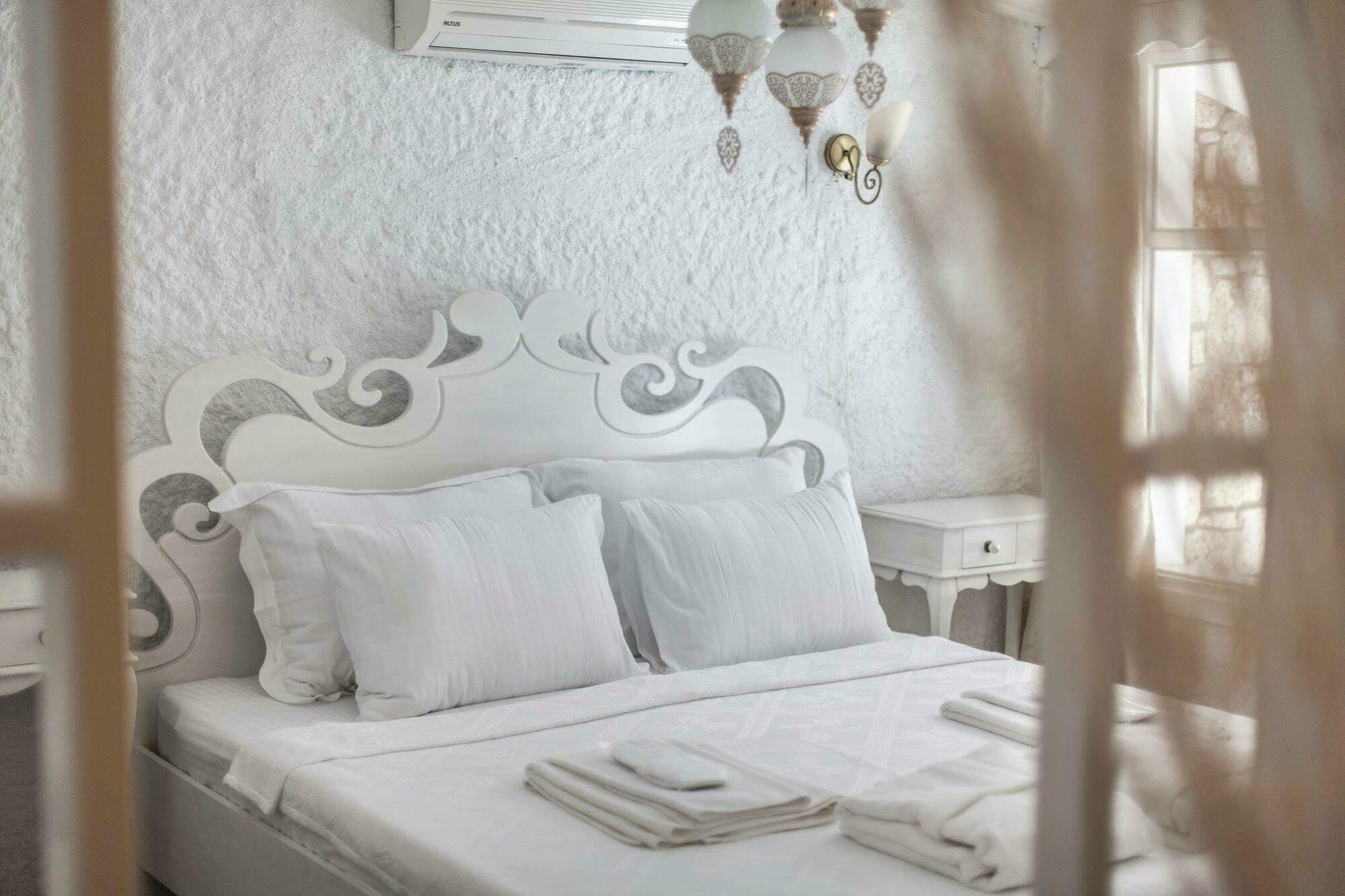 Alacati Alanur Otel Екстериор снимка